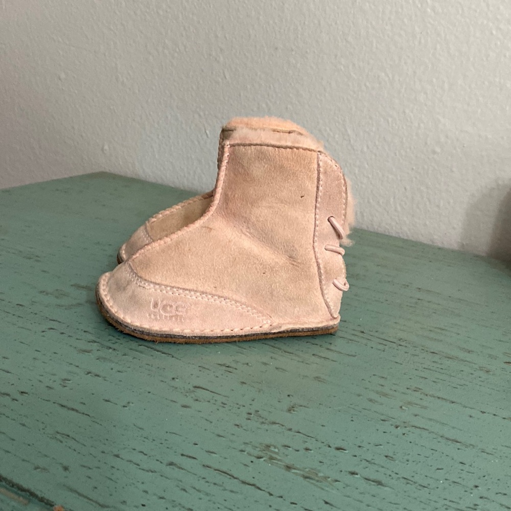Baby girl UGG boots (small)